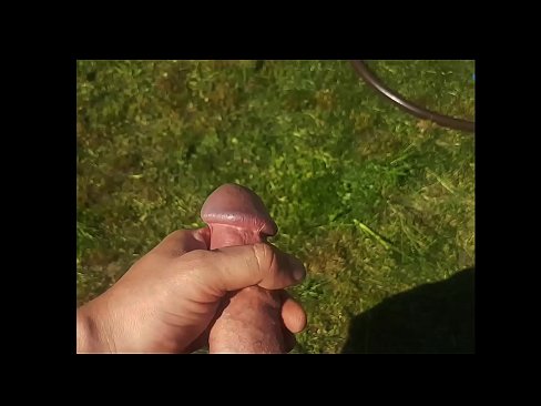 ❤️ Faigheann hottie te a pussy bándearg fucked agus cums le squirt i ghairdín samhraidh ️❌  Porn bhaile  ag ga.hentai-for.ru ❌❤
